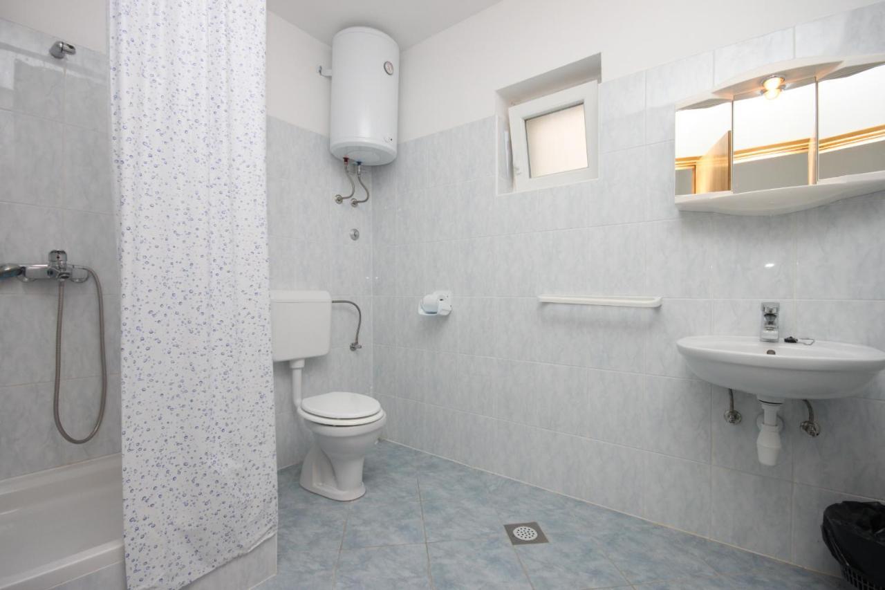 Apartments By The Sea Kustici, Pag - 6355 Extérieur photo