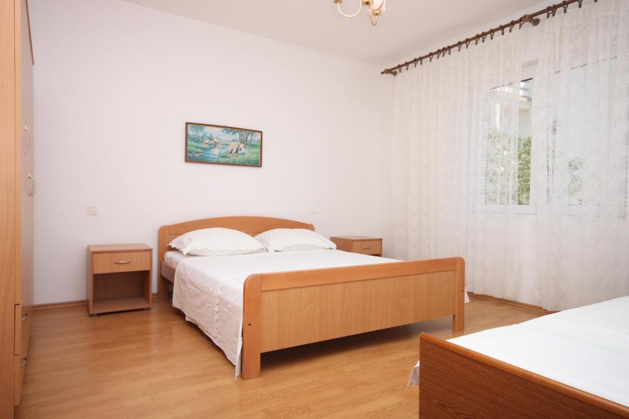 Apartments By The Sea Kustici, Pag - 6355 Extérieur photo